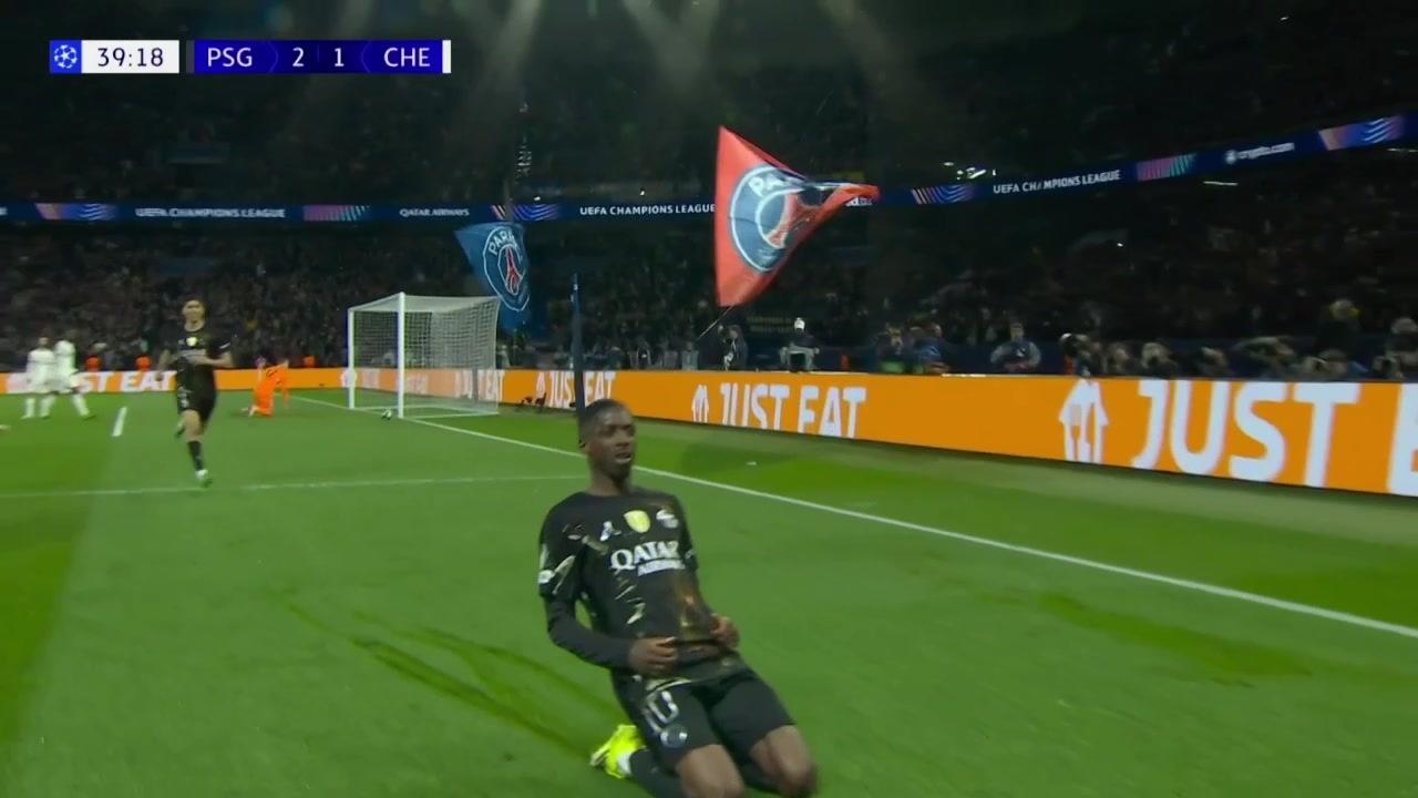 苗润东U19国足首秀中框策动 解说称其加速能力如国产超跑