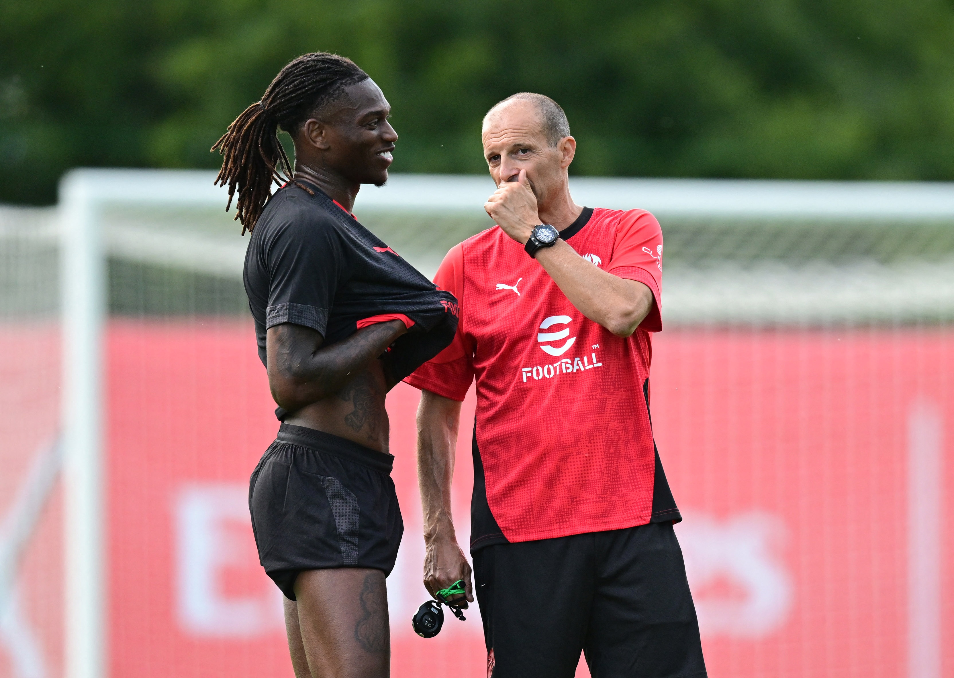 米体曝莱奥伤情反复身心俱疲 阿莱格里要求更多贡献遭拒