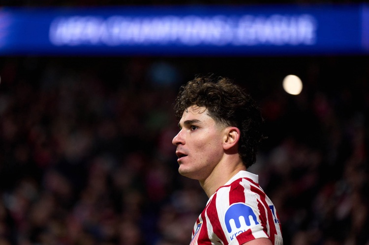 马卡报：马竞提千万年薪续约阿尔瓦雷斯 巴萨转会策略不受影响