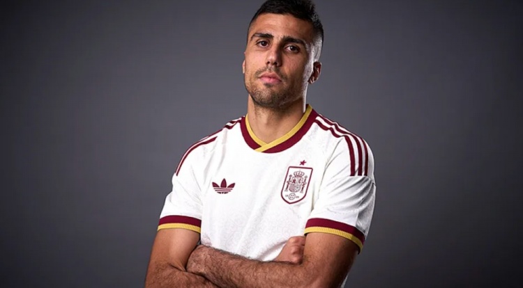 罗德里：身体状态已恢复至最佳 国家队新角色是责任也是传承