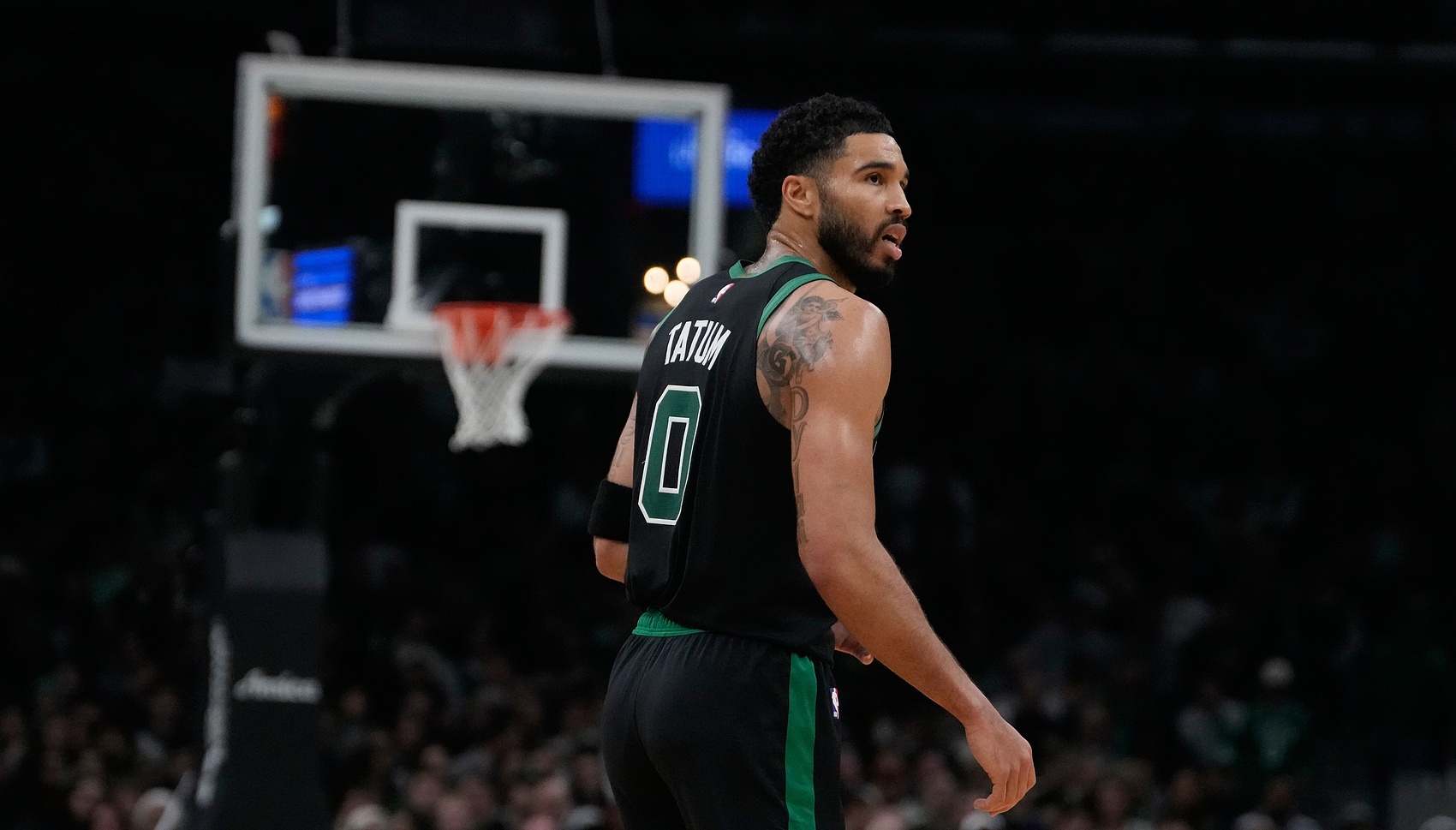 塔图姆坦言久疏战阵体能告急 绿军力克老鹰