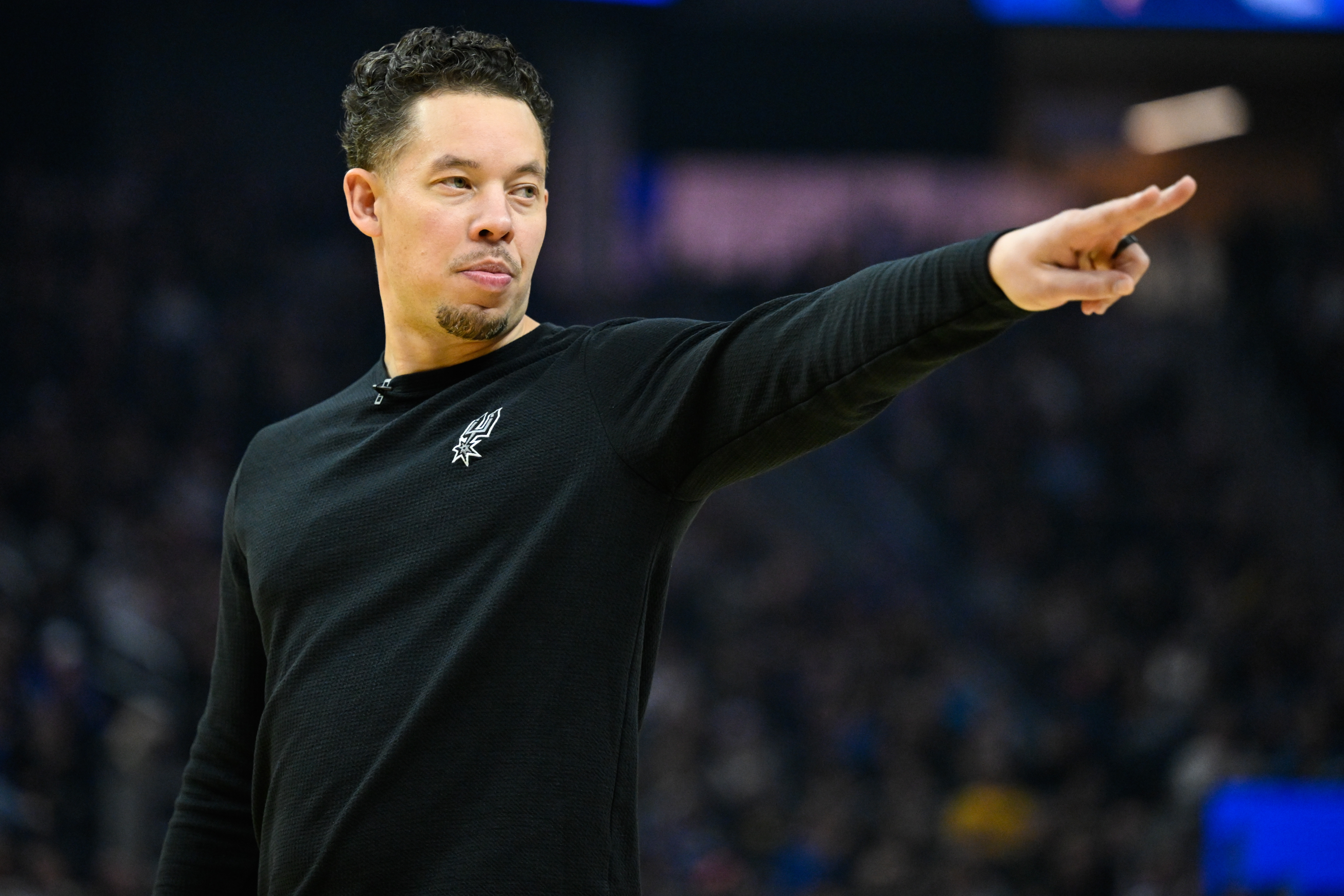 米奇谈追赶雷霆:他们很少输球 我们能做的就是尽量多赢球 米奇谈追赶雷霆:他们很少输球 我们能做的就是尽量多赢球