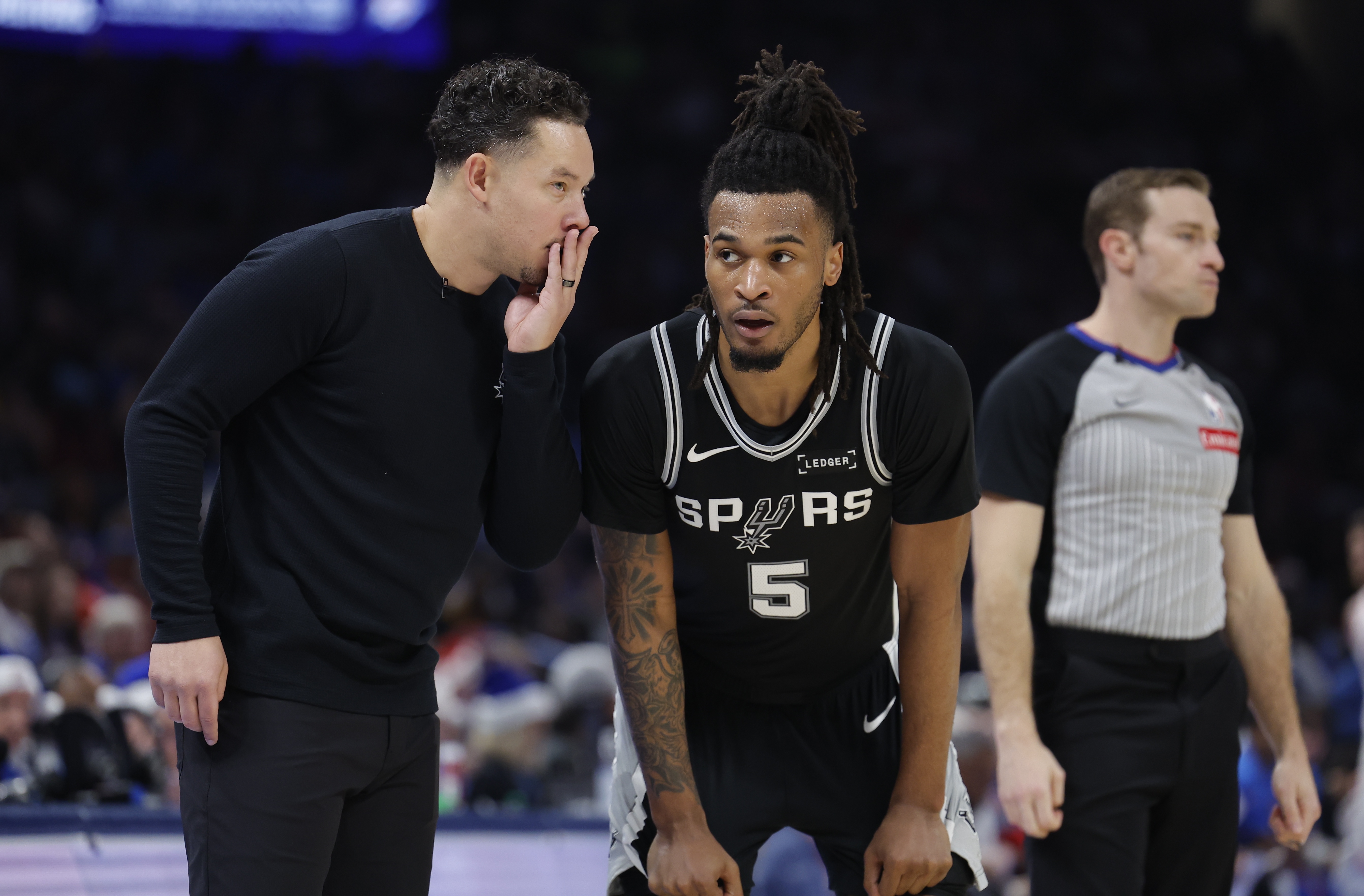 米奇点出卡斯尔篮板价值 抢板即快攻发令枪 米奇点出卡斯尔篮板价值 抢板即快攻发令枪