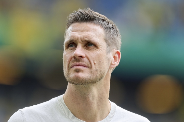 魏登费勒谈凯尔离任:足球世界瞬息万变 相信他会回归