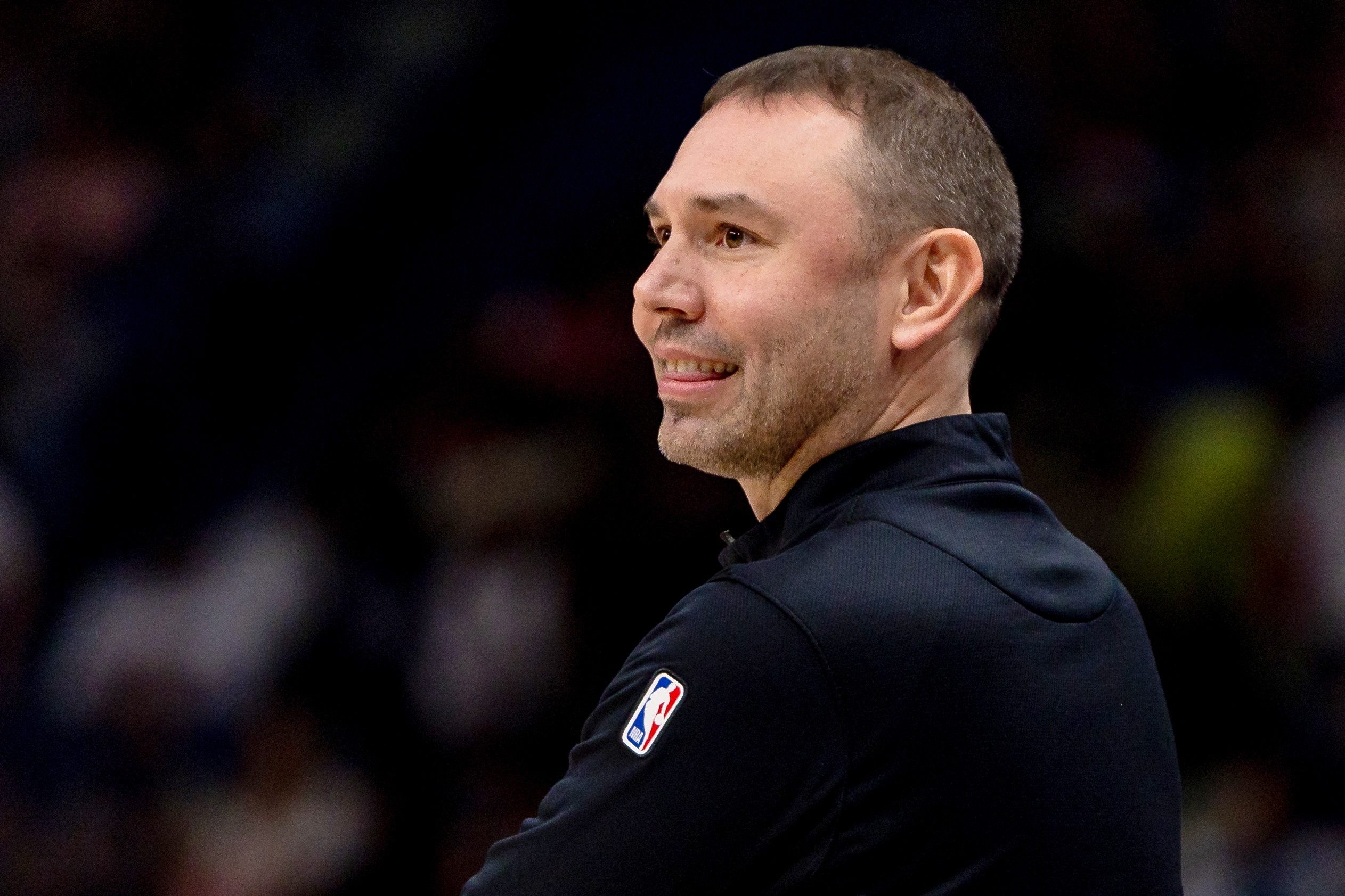 阿德尔曼拆解约基奇防守策略 下半场侵略性调整成关键