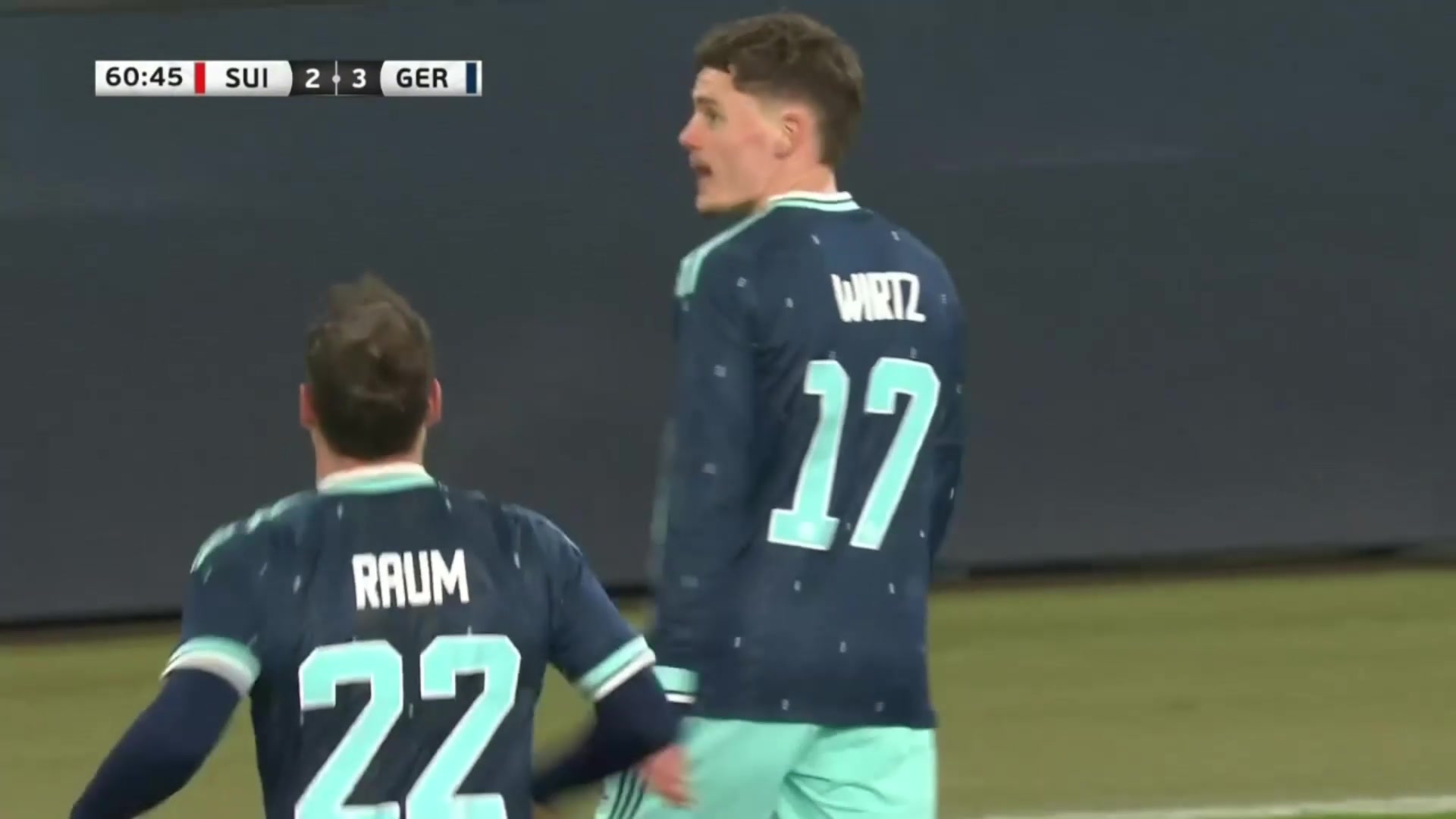 👍神作！维尔茨左路天外飞仙世界波破门！炸裂弧线直接进死角！