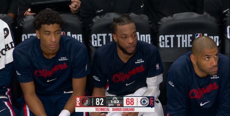 加兰遭阿夫迪亚连续单打 不满判罚被换下抱怨再领技犯