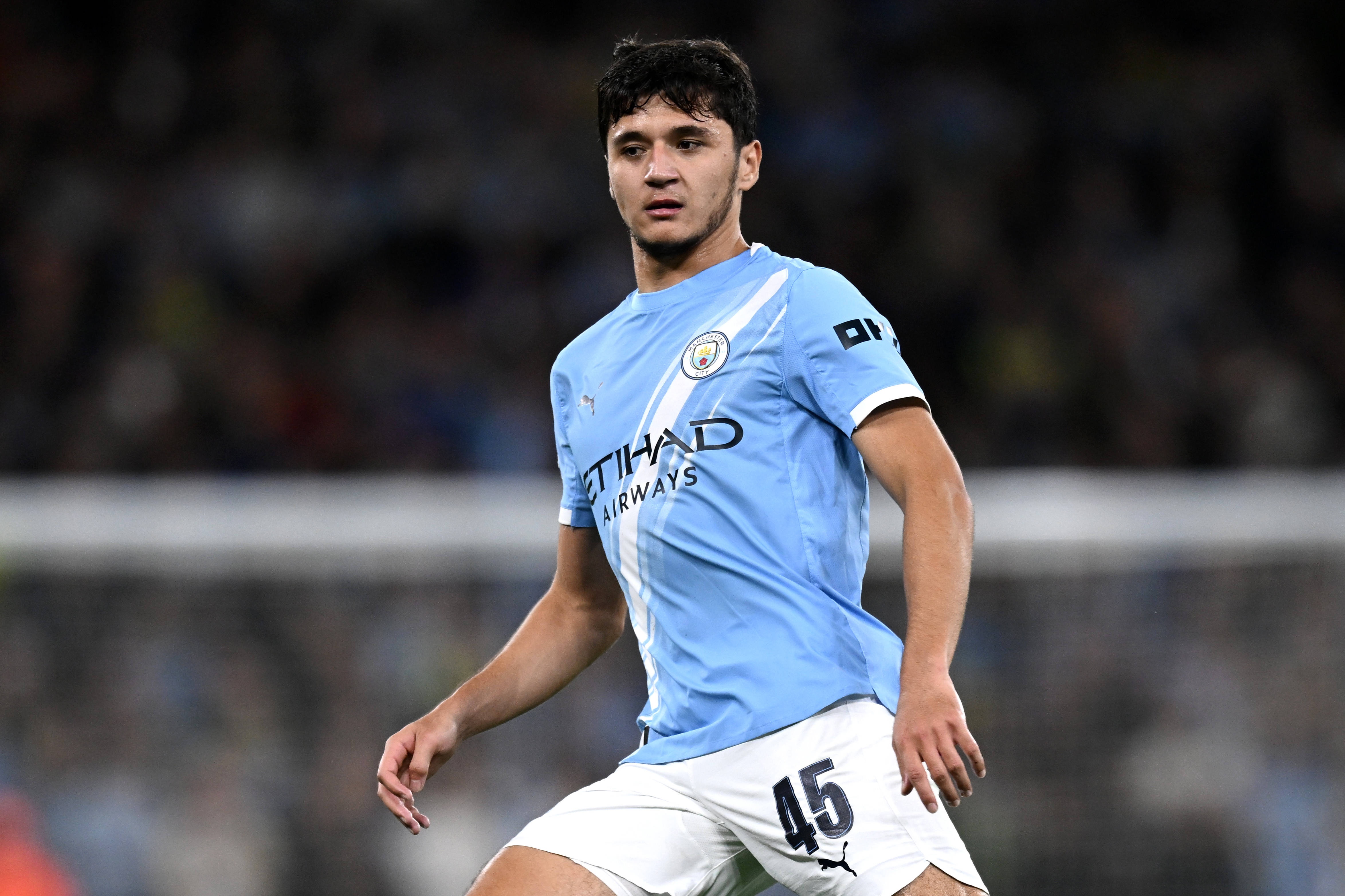 胡桑诺夫首秀前获瓜迪奥拉单独特训 直言欧冠是终极梦想