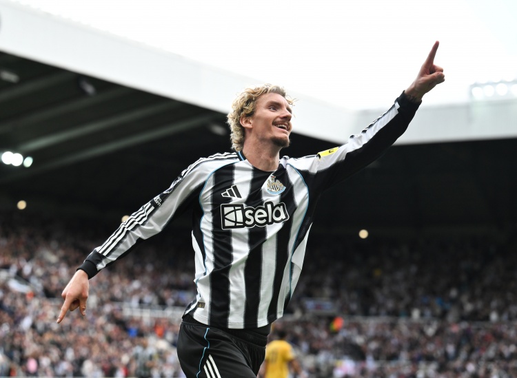 沃尔特马德回应状态质疑 称角色转变致数据下滑