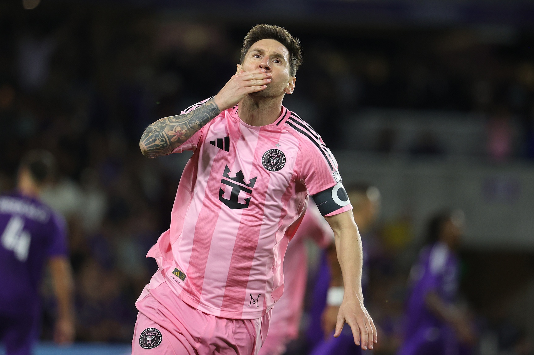 萨拉赫离队抉择背后的国家队枷锁 埃及总监公开警告引博弈