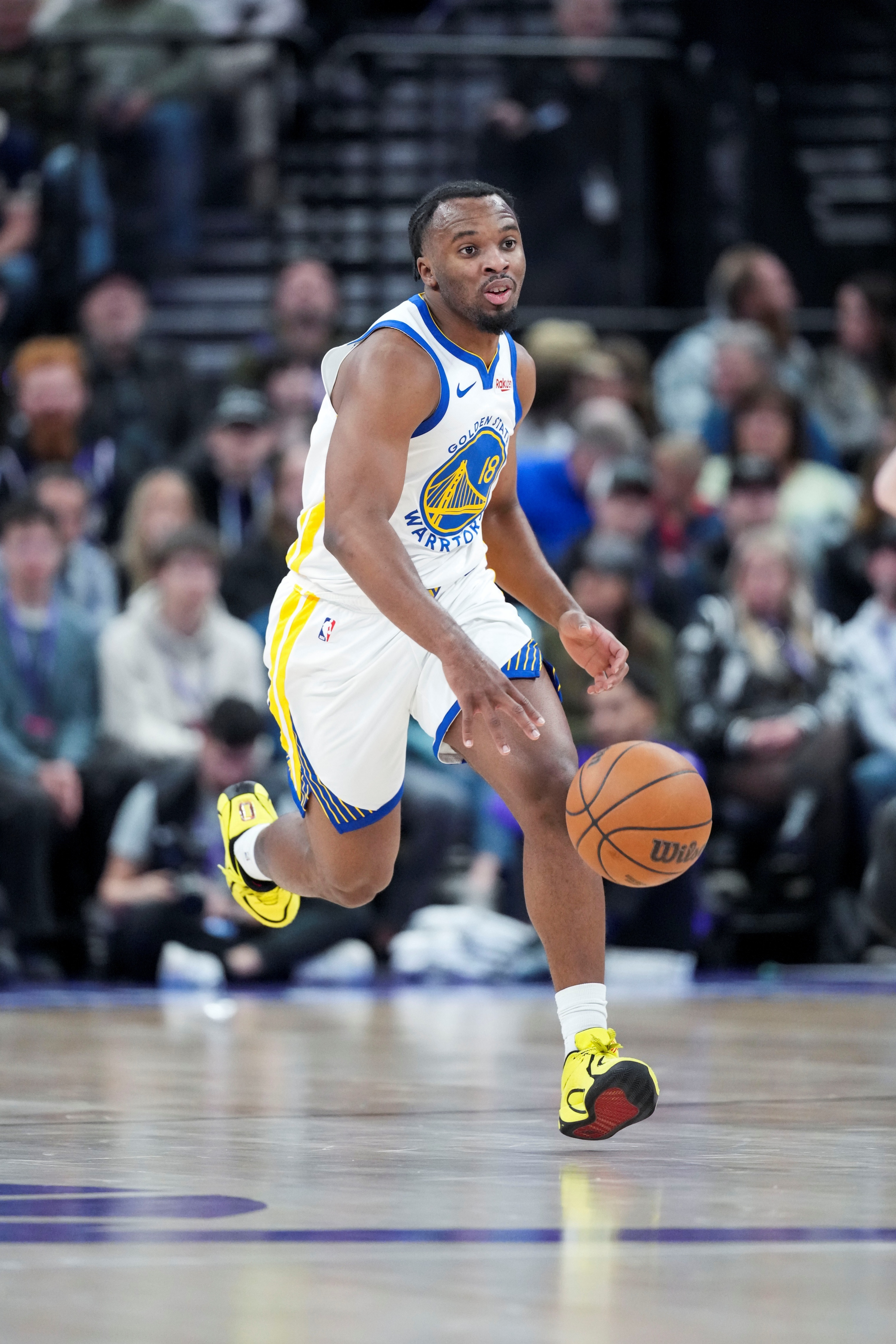 克赖尔三分三连击难救主 勇士主场不敌骑士 克赖尔三分三连击难救主 勇士主场不敌骑士