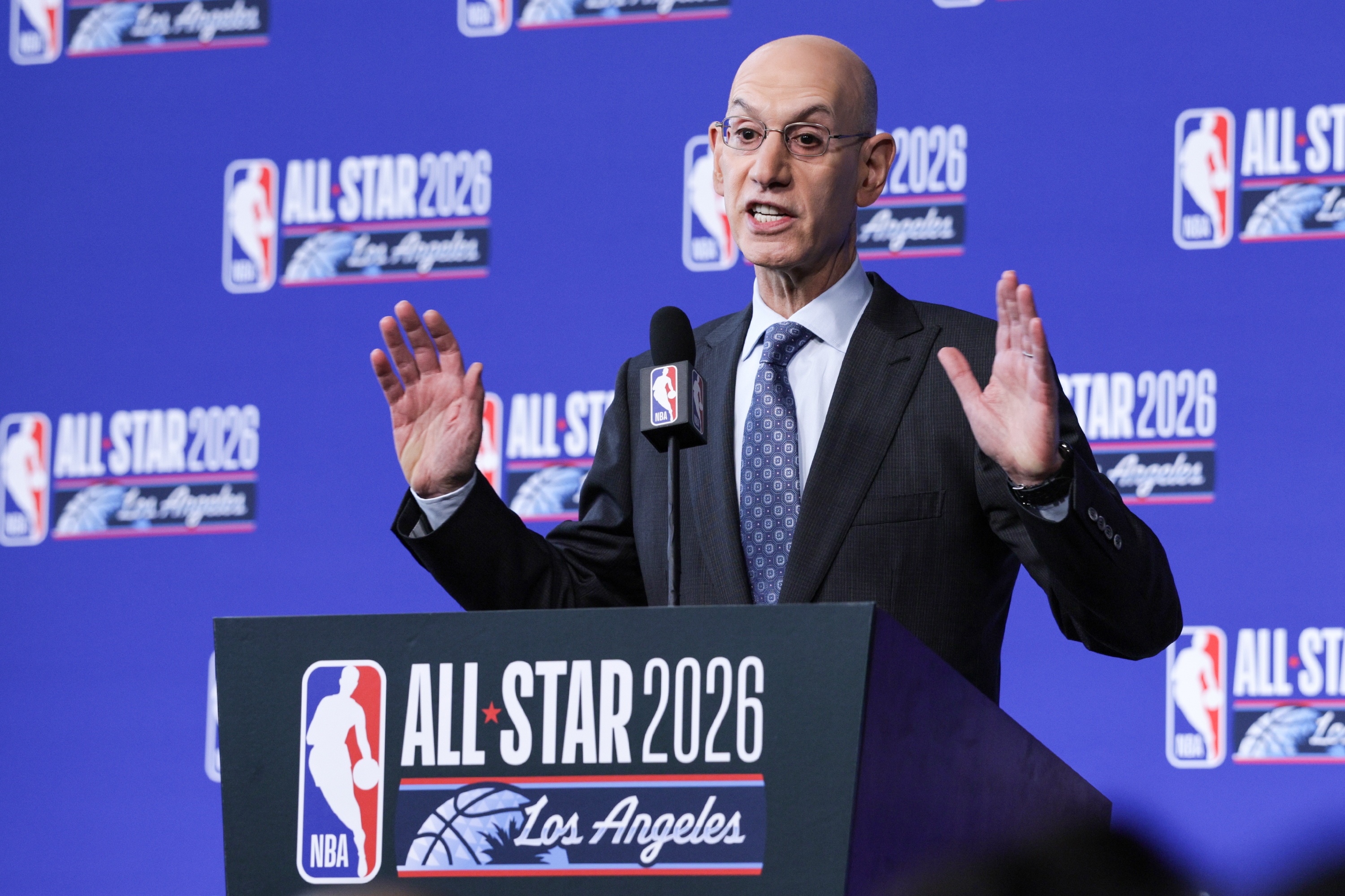 65场规则再成焦点 爱德华兹因场次无缘最佳阵 约基奇伦纳德坎宁安亦处悬崖边缘