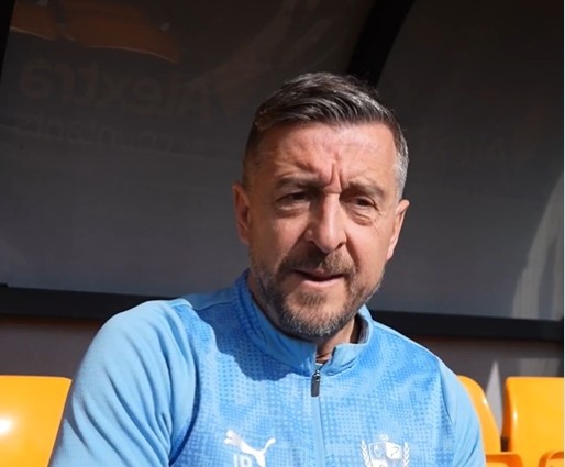 维尔港主帅：切尔西首发阵容是对我们的尊重