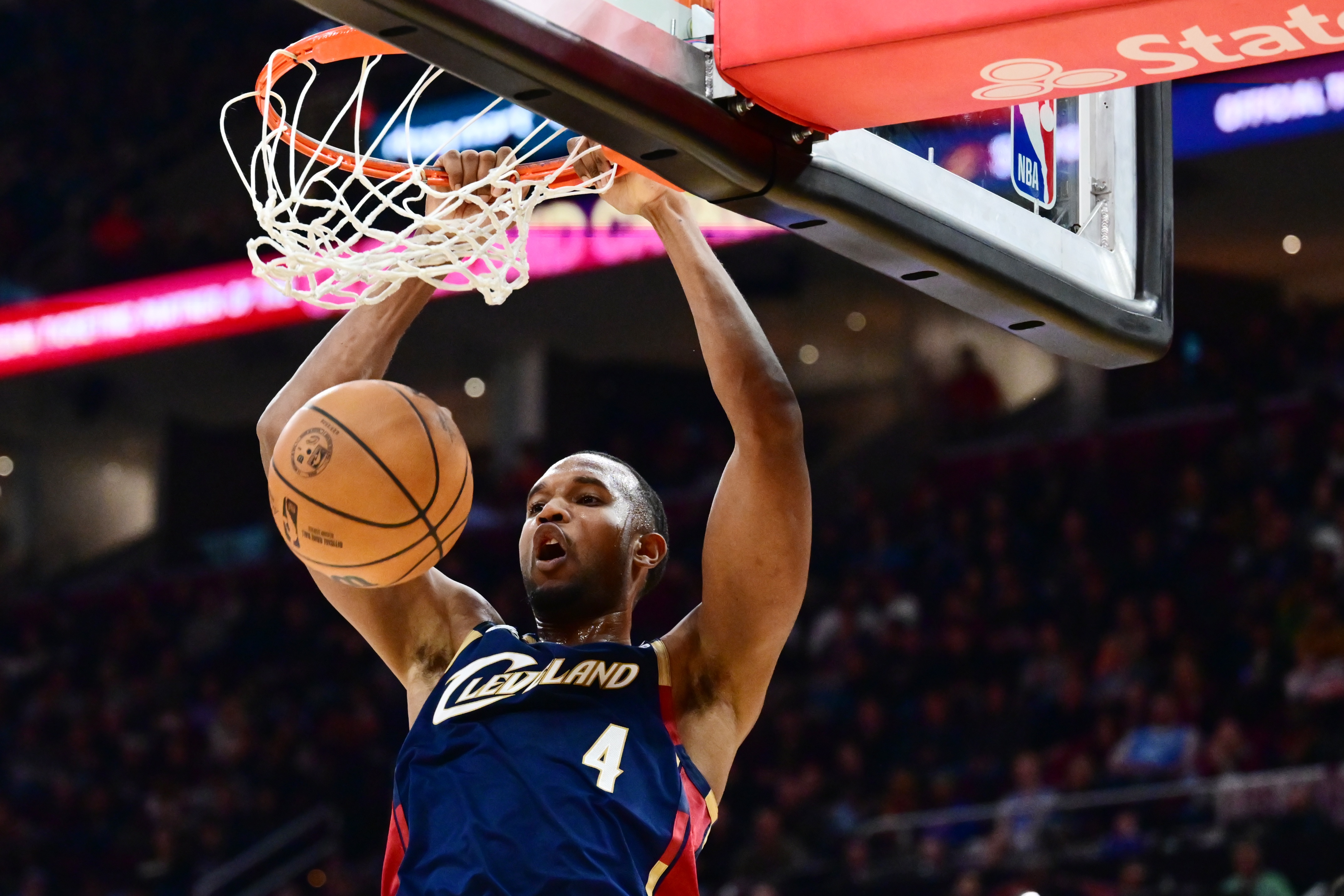 骑士残阵迎战步行者 内线双塔莫布里阿伦集体伤缺