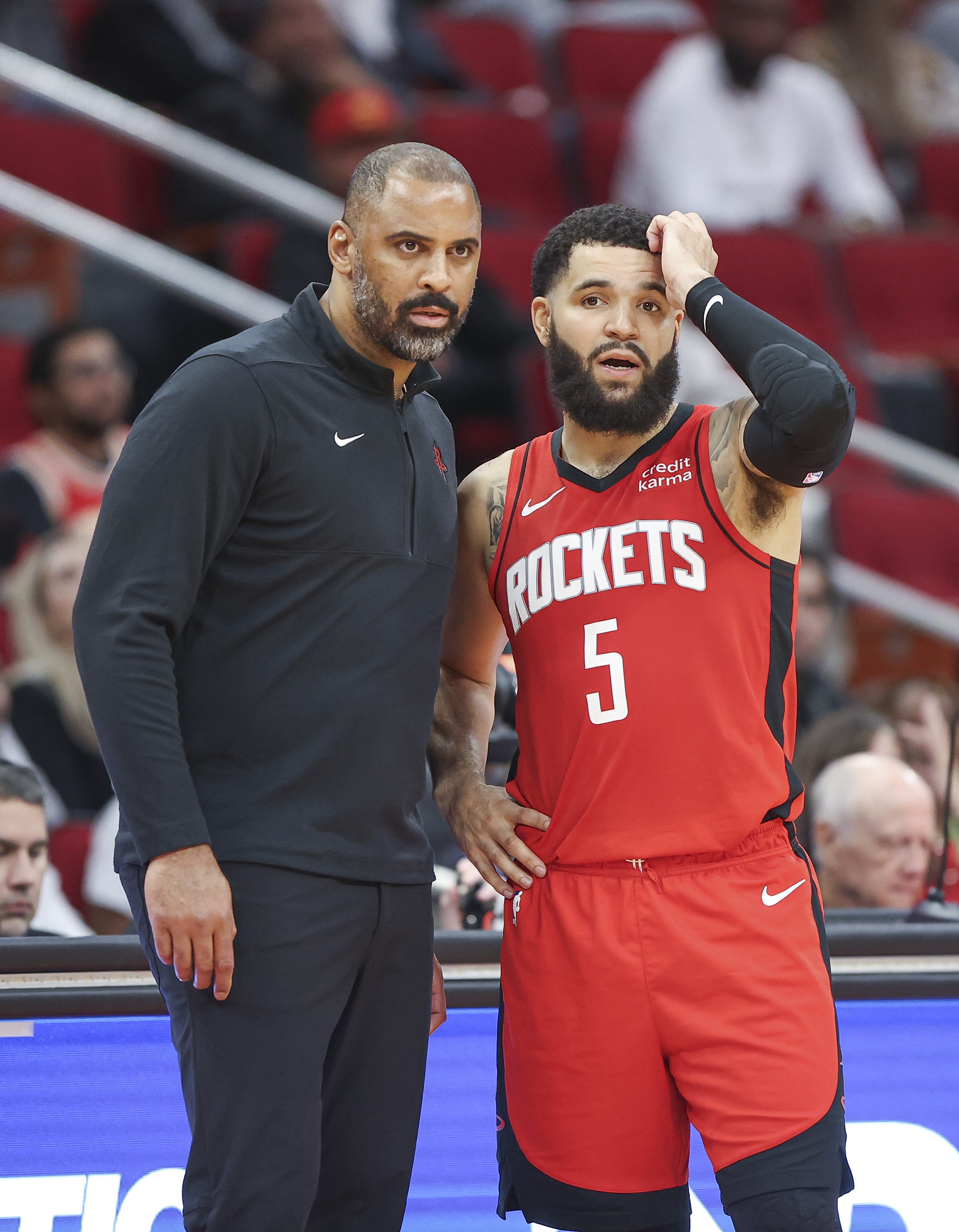 范弗里特拒谈挑对手 直言西部3-6名各有优劣 首轮对谁都有信心