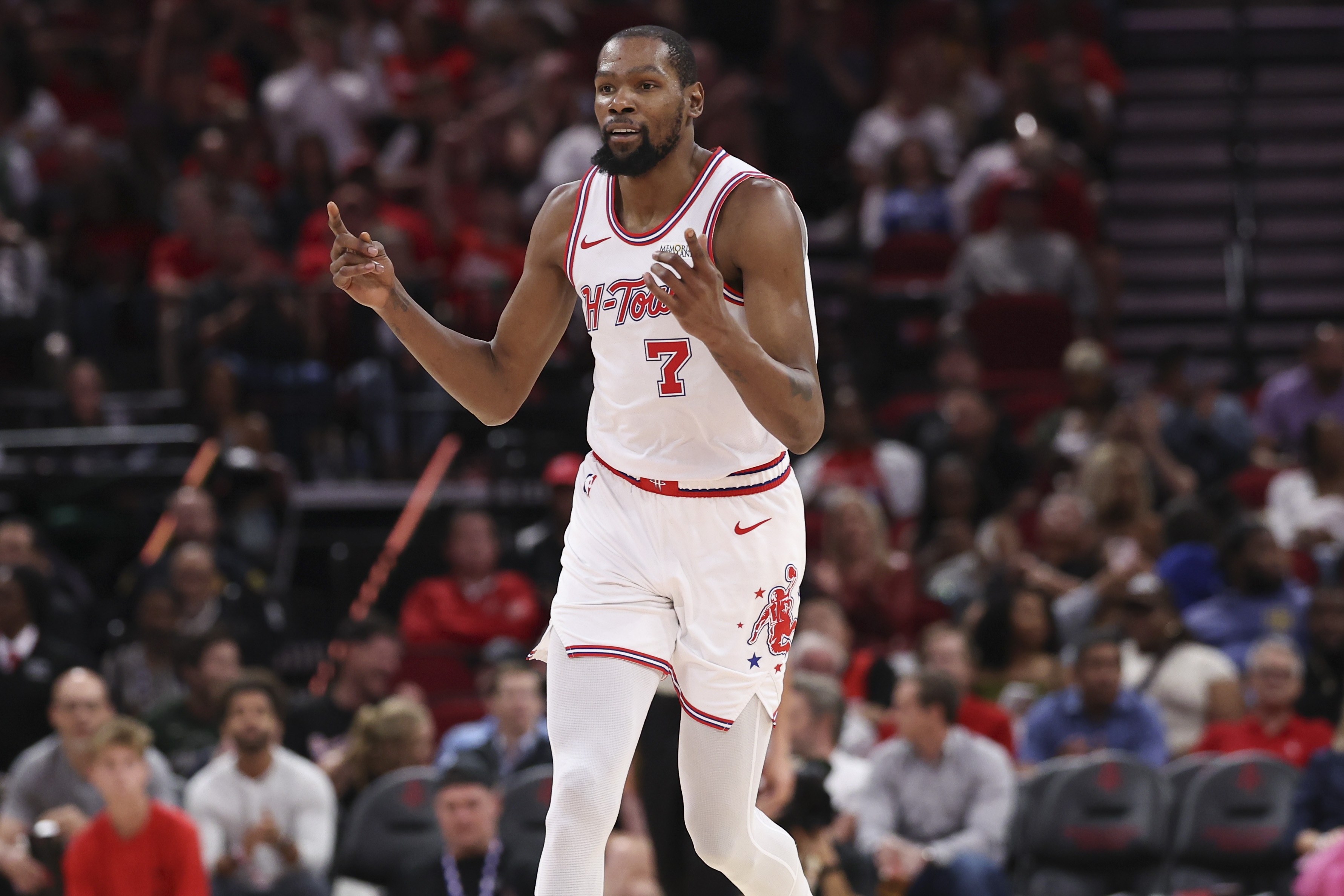 库里复出末节逆转 火箭1分险胜勇士