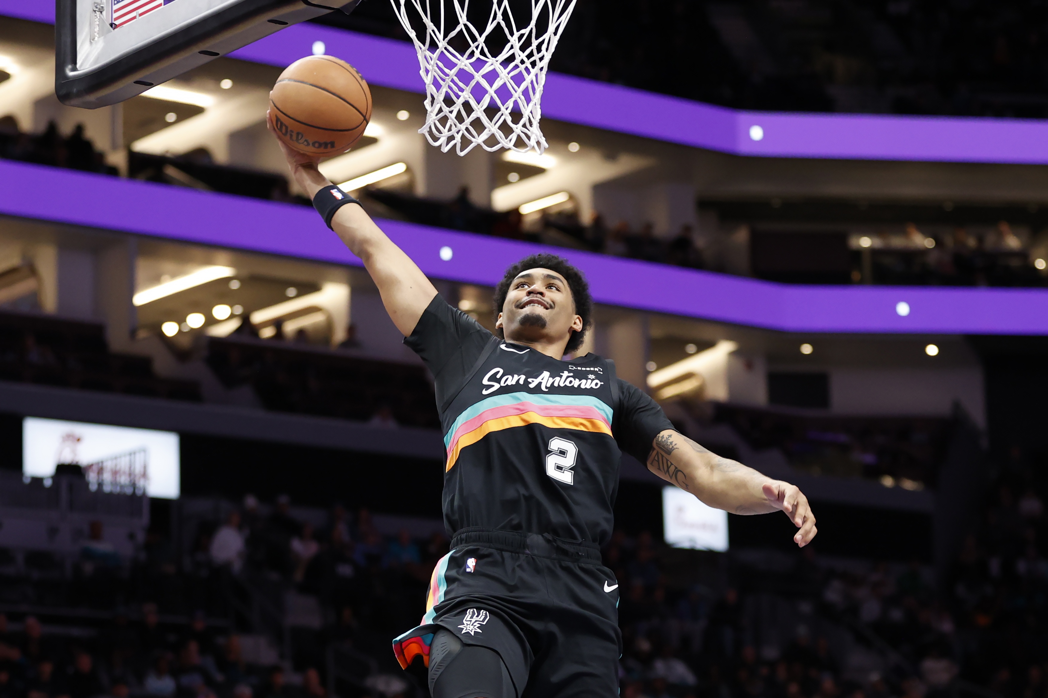 哈珀高效17分力压VJ 伤愈后真实命中率逐月攀升至七成