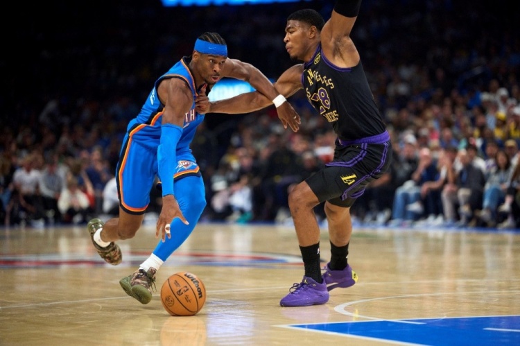 雷霆客场再战湖人 西部头名冲击常规赛冠军