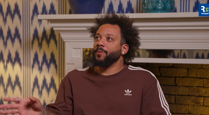 欧冠夜双雄折戟 巴萨红牌巴黎完胜利物浦