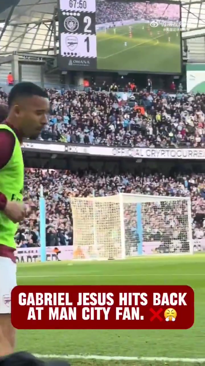 热苏斯直面曼城球迷叛徒指责 以11座冠军奖杯回应