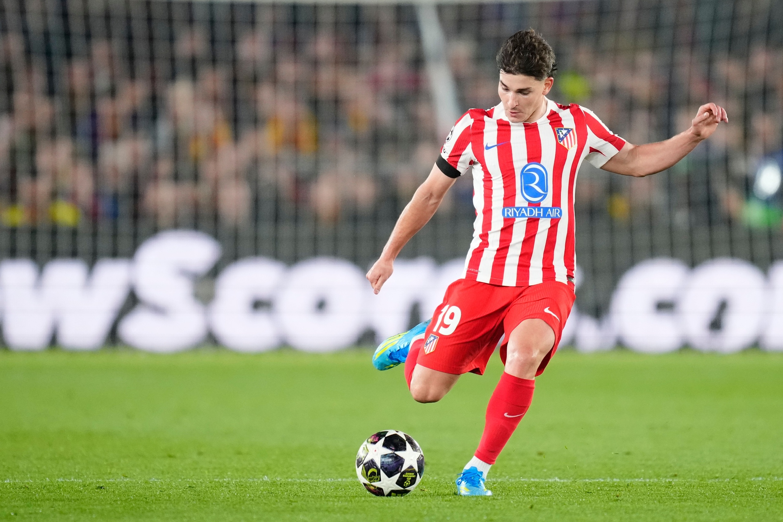 争冠血路：阿森纳绝杀纽卡重回榜首，曼城连续四年进足总杯决赛