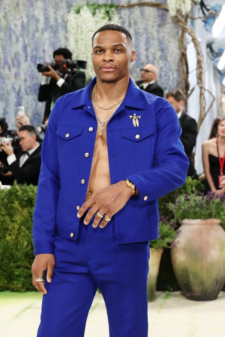 库里威少韦德巴特勒齐聚Met Gala 时尚界篮球面孔批量亮相