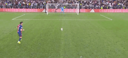 巴萨5-2皇马夺西超杯：亚马尔莱万拉菲尼亚多点开花