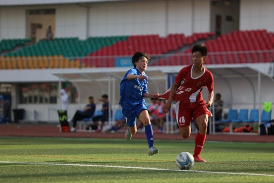 雨花台中学5-0横扫南京城市梯队,中青赛南京U15首日爆冷 雨花台中学5-0横扫南京城市梯队,中青赛南京U15首日爆冷