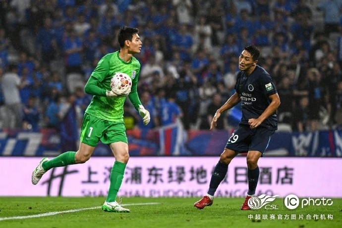 阿代米闪击 卡尔采夫点射 深圳客场2-1终结申花不败 阿代米闪击 卡尔采夫点射 深圳客场2-1终结申花不败